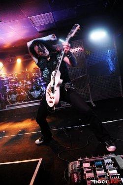 Kitarski čarovnik Alex Beyrodt o Primal Fear (2014)