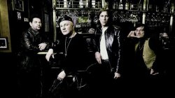 Drevored predstavljajo video za single Ptice letijo v neznano!