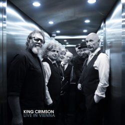 King Crimson predstavljajo novi trojni koncertni dokument!