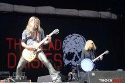 Doug Aldrich sklenil pogodbo s podjetjem ESP!
