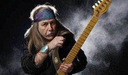  Uli Jon Roth, sobota, 19.12.2015, Vrba na Koroškem (Bluesiana Rock Cafe), Avstrija!