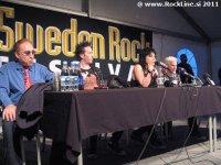 Na tiskovni konferenci z Joan Jett (2011)