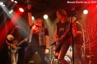 Vojne pesmi, bombe in prinašalci vojne - totalna vojna v Gala hali! (2010)