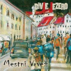 Divje Jezero: Mestni vrvež